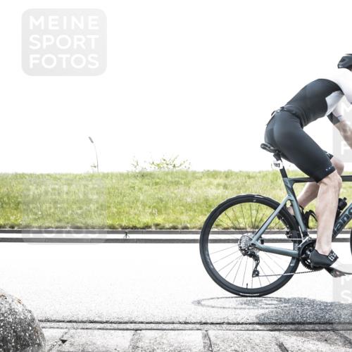 21.06.2026 - 29. Vierlanden-Triathlon H.Heesch http://msf.ph/oto/9896684 21.06.2026 13:05:25 Radfahren 1027, 1051, 1067, 1088 meine-sportfotos.de