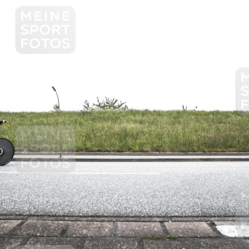 21.06.2026 - 29. Vierlanden-Triathlon H.Heesch http://msf.ph/oto/9896697 21.06.2026 10:07:47 Radfahren 23, 50, 105, 111, 167, 216, 231, 279, 336 meine-sportfotos.de