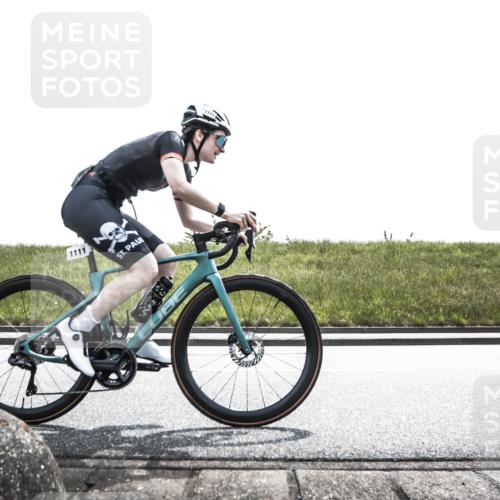 21.06.2026 - 29. Vierlanden-Triathlon H.Heesch http://msf.ph/oto/9896718 21.06.2026 13:15:31 Radfahren 1111 meine-sportfotos.de