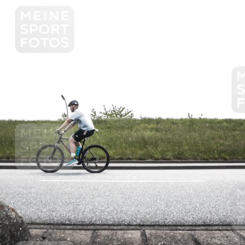 21.06.2026 - 29. Vierlanden-Triathlon H.Heesch http://msf.ph/oto/9896732 21.06.2026 13:17:45 Radfahren  meine-sportfotos.de