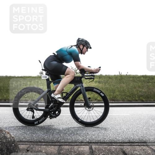 21.06.2026 - 29. Vierlanden-Triathlon H.Heesch http://msf.ph/oto/9896740 21.06.2026 13:18:15 Radfahren 1105, 1122, 1136, 1150 meine-sportfotos.de