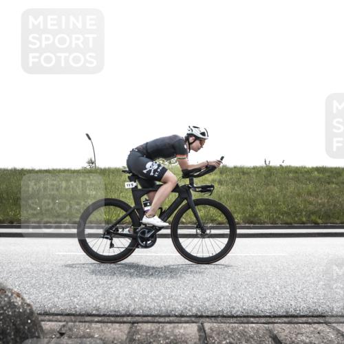 21.06.2026 - 29. Vierlanden-Triathlon H.Heesch http://msf.ph/oto/9896742 21.06.2026 13:18:41 Radfahren 1115 meine-sportfotos.de