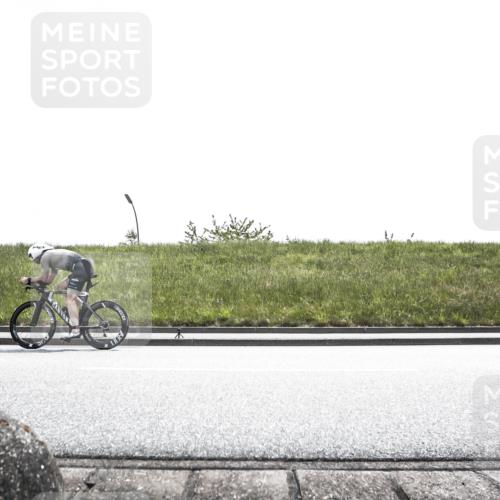 21.06.2026 - 29. Vierlanden-Triathlon H.Heesch http://msf.ph/oto/9896769 21.06.2026 13:27:02 Radfahren 1037, 1061, 1125 meine-sportfotos.de