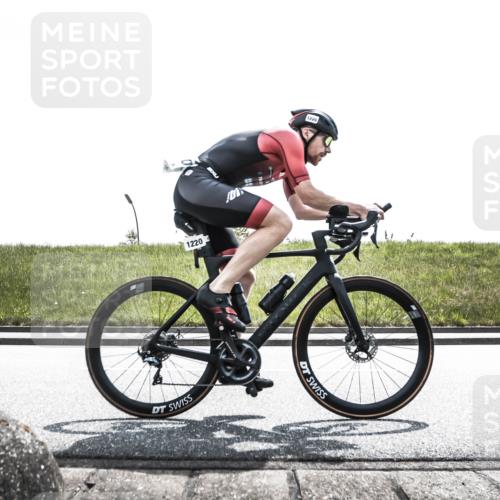 21.06.2026 - 29. Vierlanden-Triathlon H.Heesch http://msf.ph/oto/9896774 21.06.2026 13:29:20 Radfahren 1220 meine-sportfotos.de