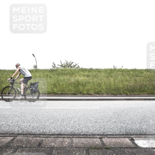 21.06.2026 - 29. Vierlanden-Triathlon H.Heesch http://msf.ph/oto/9896787 21.06.2026 10:10:36 Radfahren 3, 163, 356 meine-sportfotos.de