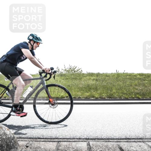 21.06.2026 - 29. Vierlanden-Triathlon H.Heesch http://msf.ph/oto/9896826 21.06.2026 13:35:57 Radfahren 1024, 1177 meine-sportfotos.de