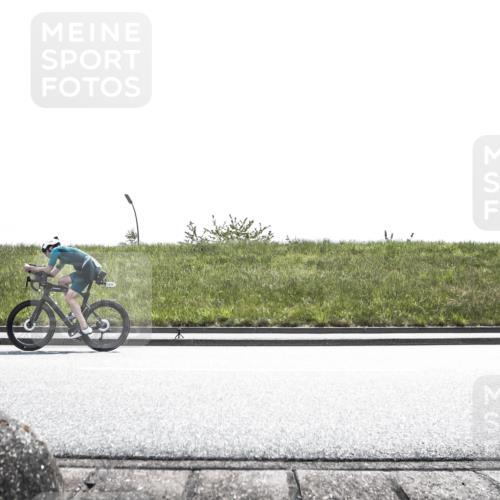 21.06.2026 - 29. Vierlanden-Triathlon H.Heesch http://msf.ph/oto/9896843 21.06.2026 13:40:02 Radfahren 1039, 1123 meine-sportfotos.de