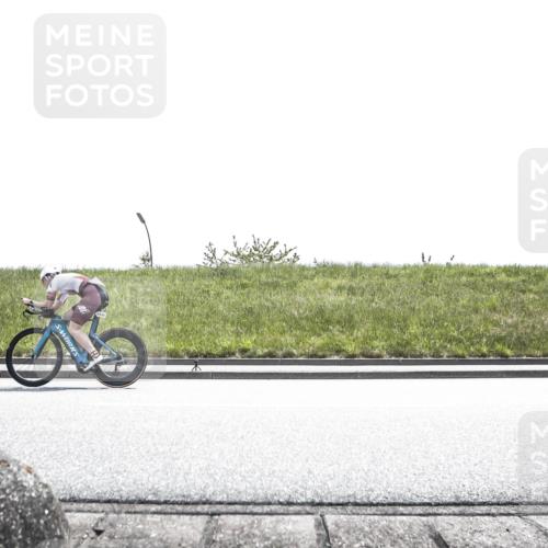 21.06.2026 - 29. Vierlanden-Triathlon H.Heesch http://msf.ph/oto/9896846 21.06.2026 13:42:46 Radfahren 1114, 1120, 1129 meine-sportfotos.de