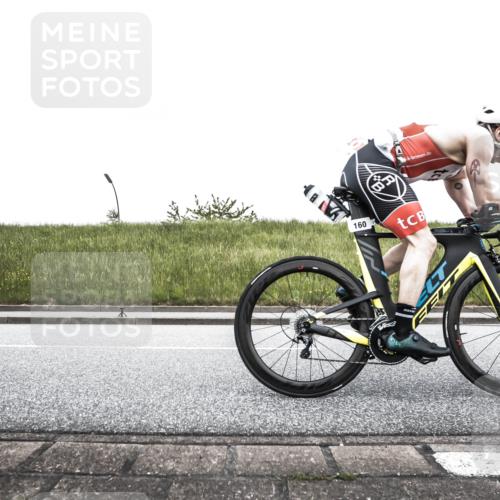 21.06.2026 - 29. Vierlanden-Triathlon H.Heesch http://msf.ph/oto/9896857 21.06.2026 10:12:05 Radfahren 115, 160, 205, 248 meine-sportfotos.de