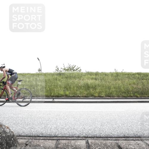 21.06.2026 - 29. Vierlanden-Triathlon H.Heesch http://msf.ph/oto/9896864 21.06.2026 14:42:45 Radfahren  meine-sportfotos.de