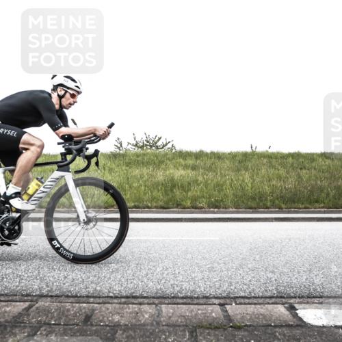 21.06.2026 - 29. Vierlanden-Triathlon H.Heesch http://msf.ph/oto/9896887 21.06.2026 10:12:55 Radfahren 151 meine-sportfotos.de