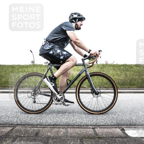 21.06.2026 - 29. Vierlanden-Triathlon H.Heesch http://msf.ph/oto/9896932 21.06.2026 10:13:58 Radfahren 330 meine-sportfotos.de