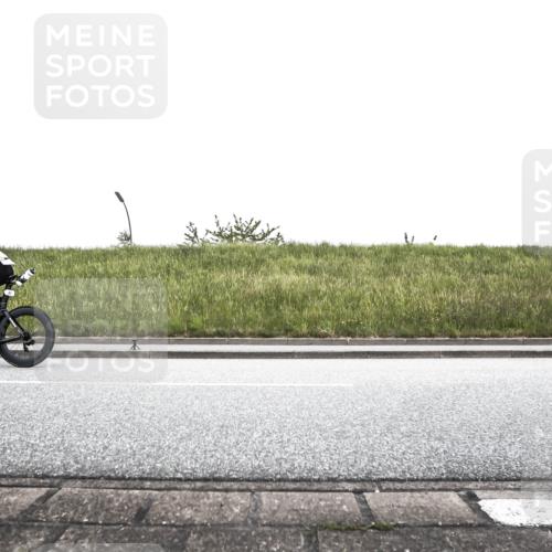21.06.2026 - 29. Vierlanden-Triathlon H.Heesch http://msf.ph/oto/9896960 21.06.2026 10:14:40 Radfahren 31, 425 meine-sportfotos.de