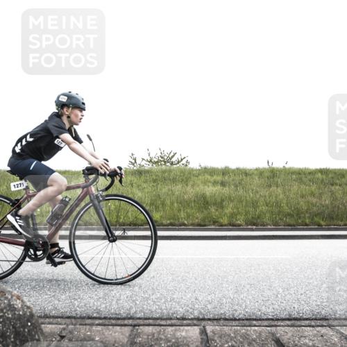 21.06.2026 - 29. Vierlanden-Triathlon H.Heesch http://msf.ph/oto/9896967 21.06.2026 14:48:54 Radfahren 1271 meine-sportfotos.de