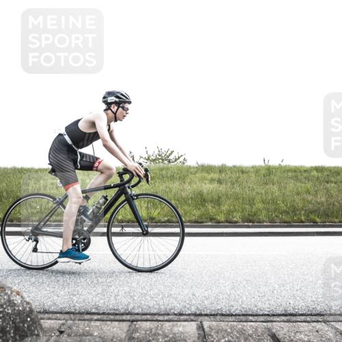 21.06.2026 - 29. Vierlanden-Triathlon H.Heesch http://msf.ph/oto/9896985 21.06.2026 14:52:34 Radfahren  meine-sportfotos.de