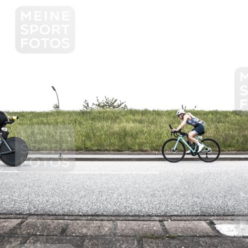 21.06.2026 - 29. Vierlanden-Triathlon H.Heesch http://msf.ph/oto/9897004 21.06.2026 10:15:38 Radfahren 98, 172, 193, 240, 449, 467 meine-sportfotos.de