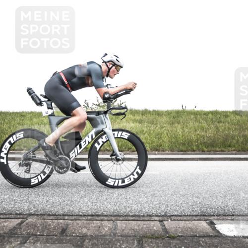 21.06.2026 - 29. Vierlanden-Triathlon H.Heesch http://msf.ph/oto/9897036 21.06.2026 10:16:06 Radfahren 30, 50, 132 meine-sportfotos.de