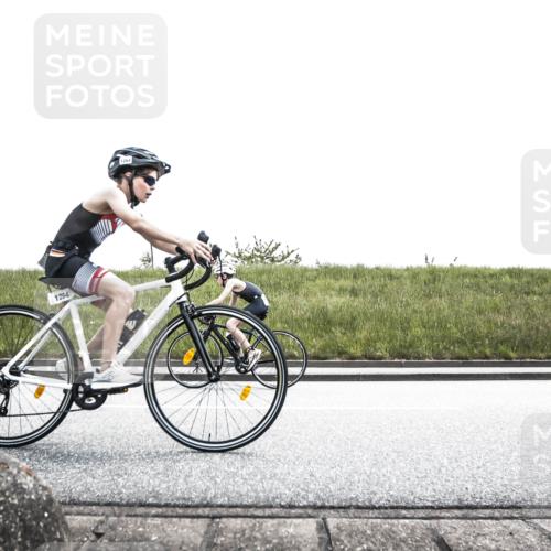 21.06.2026 - 29. Vierlanden-Triathlon H.Heesch http://msf.ph/oto/9897037 21.06.2026 14:56:34 Radfahren 1296, 1300, 1324, 1330, 1333 meine-sportfotos.de