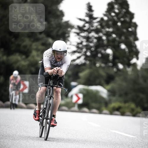 21.06.2026 - 29. Vierlanden-Triathlon H.Heesch http://msf.ph/oto/9897038 21.06.2026 09:59:35 Radfahren 34, 42, 82, 155, 166, 223, 255 meine-sportfotos.de