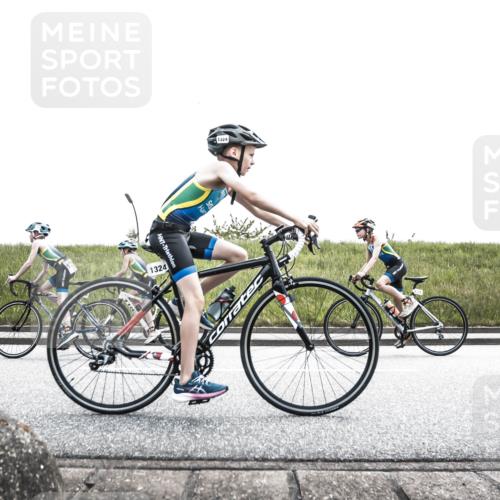 21.06.2026 - 29. Vierlanden-Triathlon H.Heesch http://msf.ph/oto/9897040 21.06.2026 14:56:39 Radfahren 1313, 1324, 1325 meine-sportfotos.de