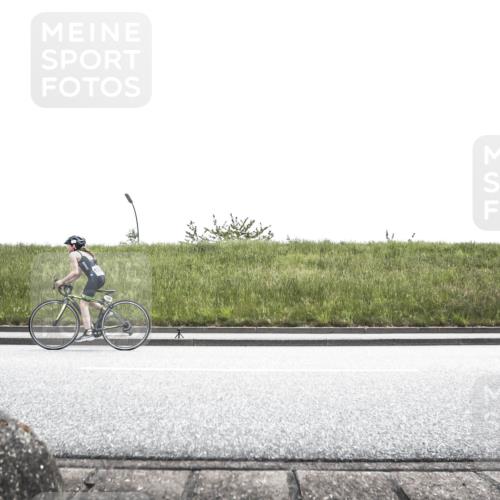 21.06.2026 - 29. Vierlanden-Triathlon H.Heesch http://msf.ph/oto/9897052 21.06.2026 14:57:19 Radfahren  meine-sportfotos.de