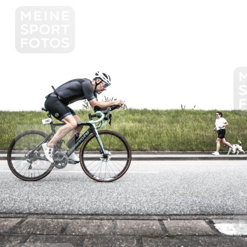 21.06.2026 - 29. Vierlanden-Triathlon H.Heesch http://msf.ph/oto/9897053 21.06.2026 10:16:32 Radfahren 83, 249, 392, 409, 417, 473 meine-sportfotos.de