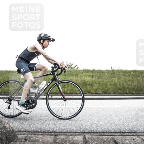 21.06.2026 - 29. Vierlanden-Triathlon H.Heesch http://msf.ph/oto/9897064 21.06.2026 14:58:44 Radfahren 1320, 1321 meine-sportfotos.de