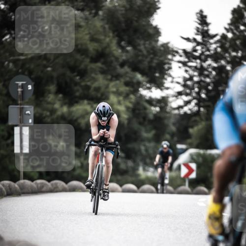 21.06.2026 - 29. Vierlanden-Triathlon H.Heesch http://msf.ph/oto/9897119 21.06.2026 09:59:47 Radfahren 131, 173, 196, 221, 377 meine-sportfotos.de