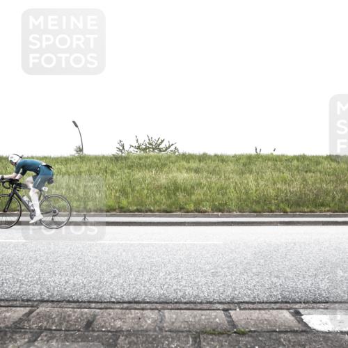 21.06.2026 - 29. Vierlanden-Triathlon H.Heesch http://msf.ph/oto/9897138 21.06.2026 10:18:35 Radfahren 87, 121, 393, 442, 446 meine-sportfotos.de