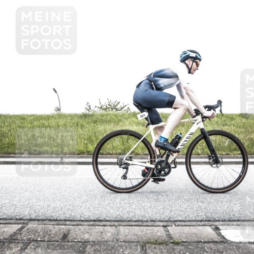 21.06.2026 - 29. Vierlanden-Triathlon H.Heesch http://msf.ph/oto/9897180 21.06.2026 10:22:38 Radfahren 48, 93, 120, 126, 129, 140, 396, 401, 426 meine-sportfotos.de
