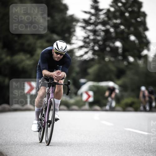 21.06.2026 - 29. Vierlanden-Triathlon H.Heesch http://msf.ph/oto/9897260 21.06.2026 10:02:03 Radfahren 51, 55, 78, 248, 265, 301 meine-sportfotos.de