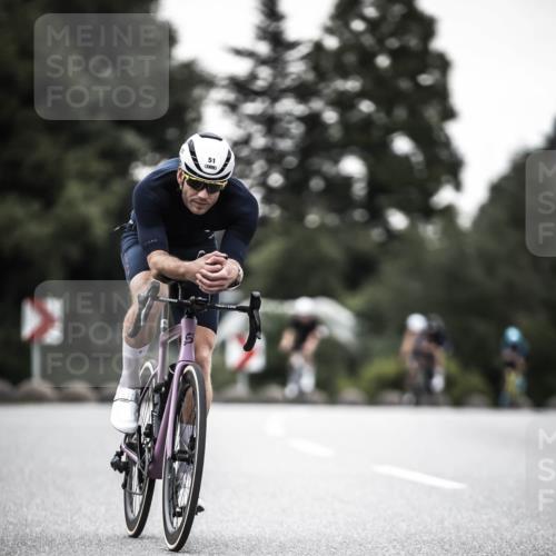 21.06.2026 - 29. Vierlanden-Triathlon H.Heesch http://msf.ph/oto/9897275 21.06.2026 10:02:03 Radfahren 51, 55, 78, 248, 265, 301 meine-sportfotos.de