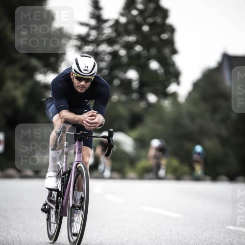 21.06.2026 - 29. Vierlanden-Triathlon H.Heesch http://msf.ph/oto/9897282 21.06.2026 10:02:03 Radfahren 51, 55, 78, 248, 265, 301 meine-sportfotos.de