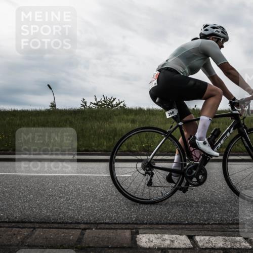 21.06.2026 - 29. Vierlanden-Triathlon H.Heesch http://msf.ph/oto/9897288 21.06.2026 09:23:44 Radfahren 91, 131, 166, 220, 252, 264, 266 meine-sportfotos.de