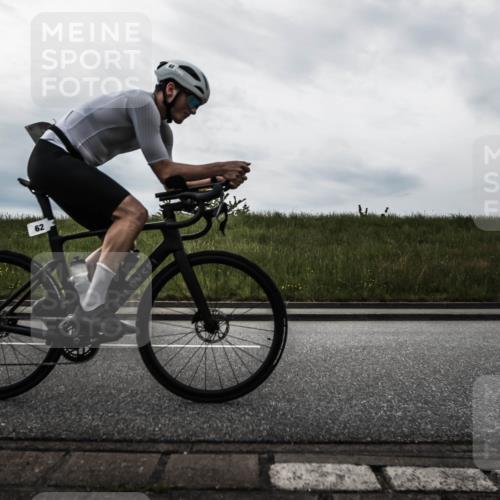 21.06.2026 - 29. Vierlanden-Triathlon H.Heesch http://msf.ph/oto/9897327 21.06.2026 09:24:09 Radfahren 62, 145, 184 meine-sportfotos.de