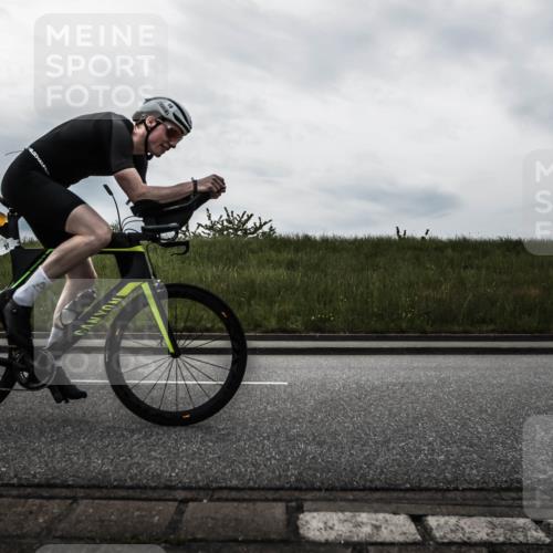 21.06.2026 - 29. Vierlanden-Triathlon H.Heesch http://msf.ph/oto/9897332 21.06.2026 09:24:20 Radfahren 10 meine-sportfotos.de