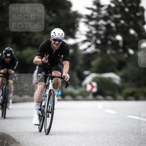 21.06.2026 - 29. Vierlanden-Triathlon H.Heesch http://msf.ph/oto/9897340 21.06.2026 10:02:08 Radfahren 55, 78, 265, 280, 301 meine-sportfotos.de