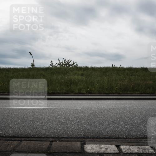 21.06.2026 - 29. Vierlanden-Triathlon H.Heesch http://msf.ph/oto/9897355 21.06.2026 09:25:03 Radfahren 68, 199 meine-sportfotos.de