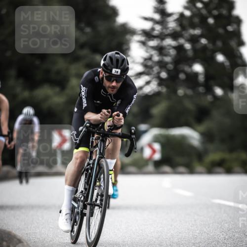 21.06.2026 - 29. Vierlanden-Triathlon H.Heesch http://msf.ph/oto/9897368 21.06.2026 10:02:09 Radfahren 55, 78, 265, 280, 301 meine-sportfotos.de