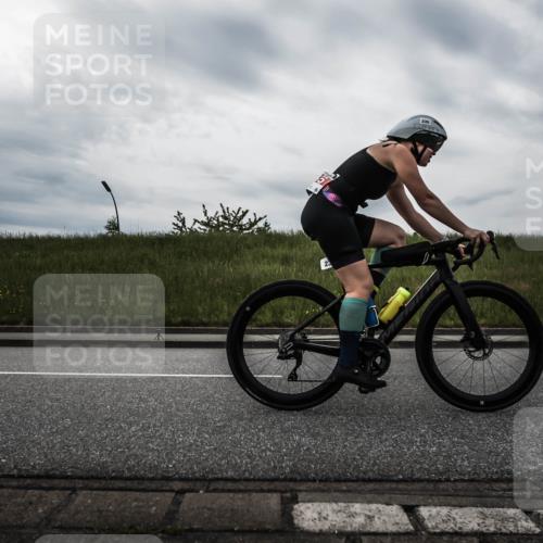 21.06.2026 - 29. Vierlanden-Triathlon H.Heesch http://msf.ph/oto/9897402 21.06.2026 09:26:11 Radfahren 51, 160, 235, 260 meine-sportfotos.de