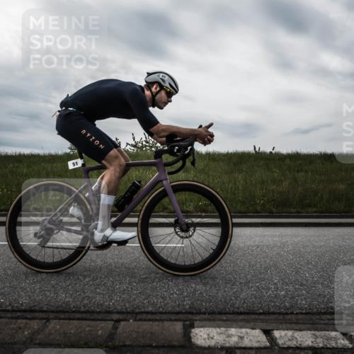 21.06.2026 - 29. Vierlanden-Triathlon H.Heesch http://msf.ph/oto/9897406 21.06.2026 09:26:16 Radfahren 51, 160, 235, 269 meine-sportfotos.de
