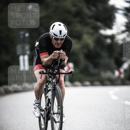 21.06.2026 - 29. Vierlanden-Triathlon H.Heesch http://msf.ph/oto/9897412 21.06.2026 09:27:57 Radfahren 83, 99, 219 meine-sportfotos.de