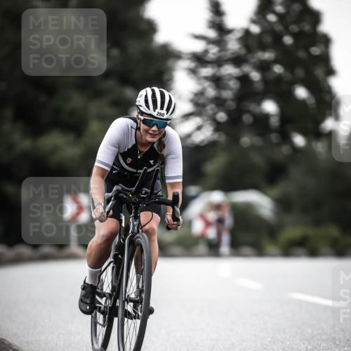 21.06.2026 - 29. Vierlanden-Triathlon H.Heesch http://msf.ph/oto/9897413 21.06.2026 10:02:12 Radfahren 55, 78, 265, 273, 280, 301 meine-sportfotos.de