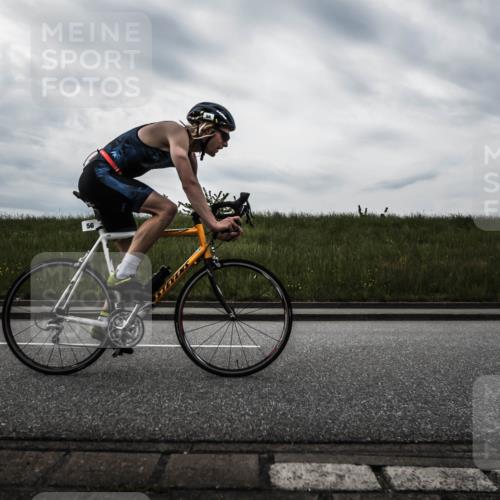 21.06.2026 - 29. Vierlanden-Triathlon H.Heesch http://msf.ph/oto/9897443 21.06.2026 09:27:23 Radfahren 43, 56, 69, 86, 103, 130, 139, 157, 179 meine-sportfotos.de