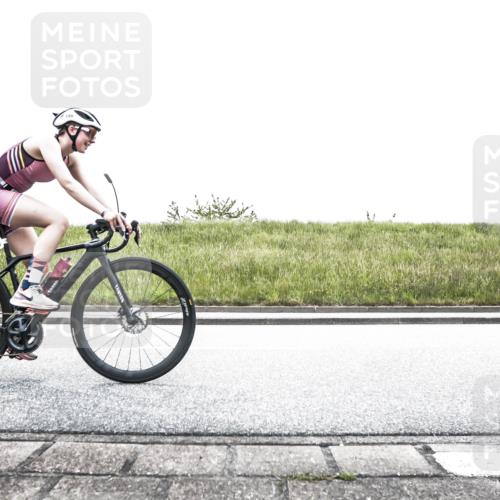 21.06.2026 - 29. Vierlanden-Triathlon H.Heesch http://msf.ph/oto/9897445 21.06.2026 10:25:38 Radfahren 41, 211, 369, 599 meine-sportfotos.de
