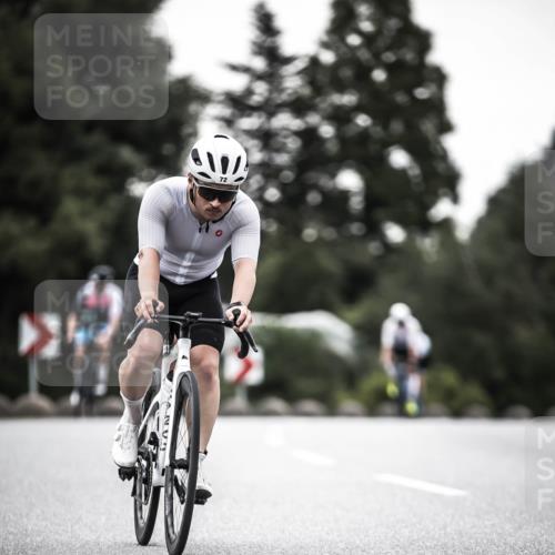 21.06.2026 - 29. Vierlanden-Triathlon H.Heesch http://msf.ph/oto/9897528 21.06.2026 10:02:20 Radfahren 72, 118, 119, 141, 186, 273, 339 meine-sportfotos.de