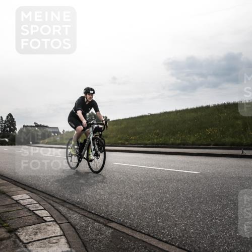 21.06.2026 - 29. Vierlanden-Triathlon H.Heesch http://msf.ph/oto/9897605 21.06.2026 09:19:26 Radfahren 99, 224 meine-sportfotos.de