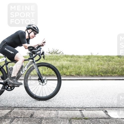 21.06.2026 - 29. Vierlanden-Triathlon H.Heesch http://msf.ph/oto/9897608 21.06.2026 10:27:09 Radfahren 43, 45, 64, 89, 108, 128, 517, 600, 624 meine-sportfotos.de