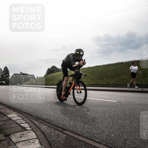 21.06.2026 - 29. Vierlanden-Triathlon H.Heesch http://msf.ph/oto/9897646 21.06.2026 09:20:19 Radfahren 129 meine-sportfotos.de
