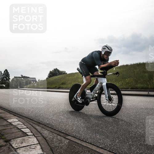 21.06.2026 - 29. Vierlanden-Triathlon H.Heesch http://msf.ph/oto/9897649 21.06.2026 09:20:25 Radfahren 132 meine-sportfotos.de